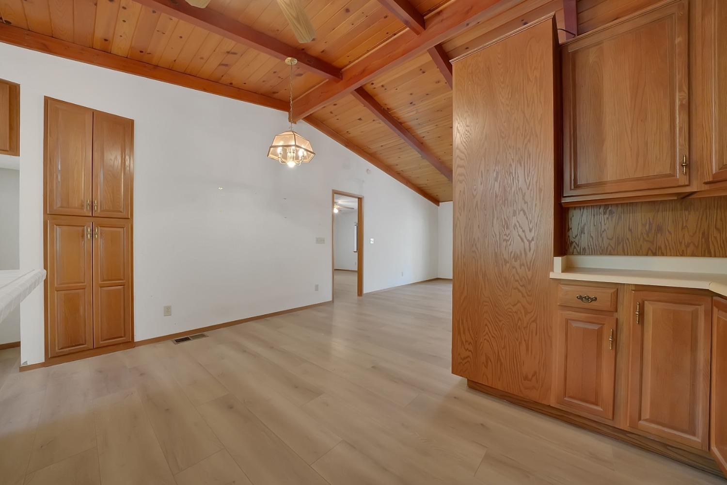 Detail Gallery Image 22 of 70 For 1515 Cathey Ln, Mokelumne Hill,  CA 95245 - 3 Beds | 2 Baths