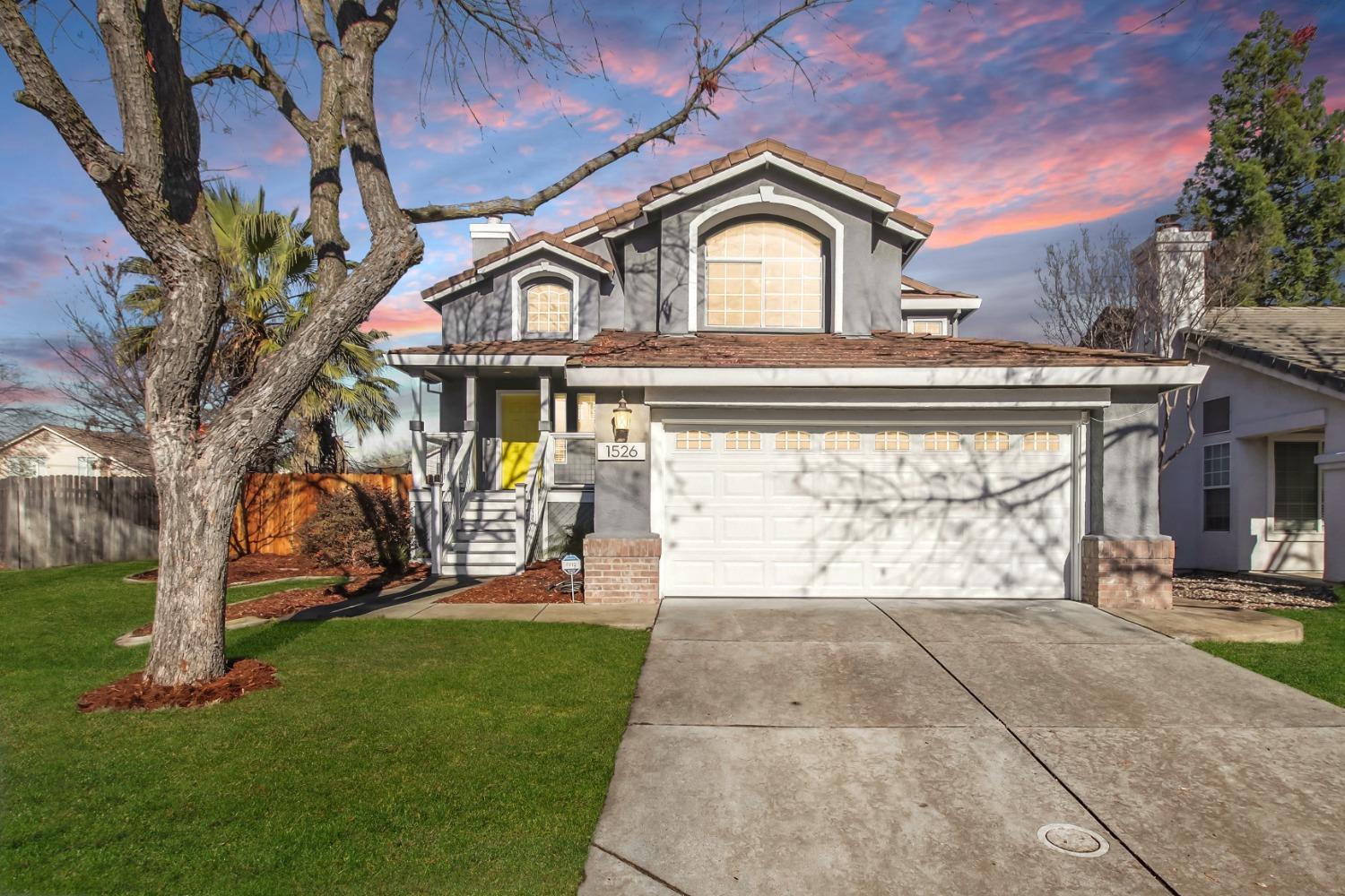 Detail Gallery Image 1 of 58 For 1526 Alyssum Way, Roseville,  CA 95747 - 4 Beds | 2/1 Baths