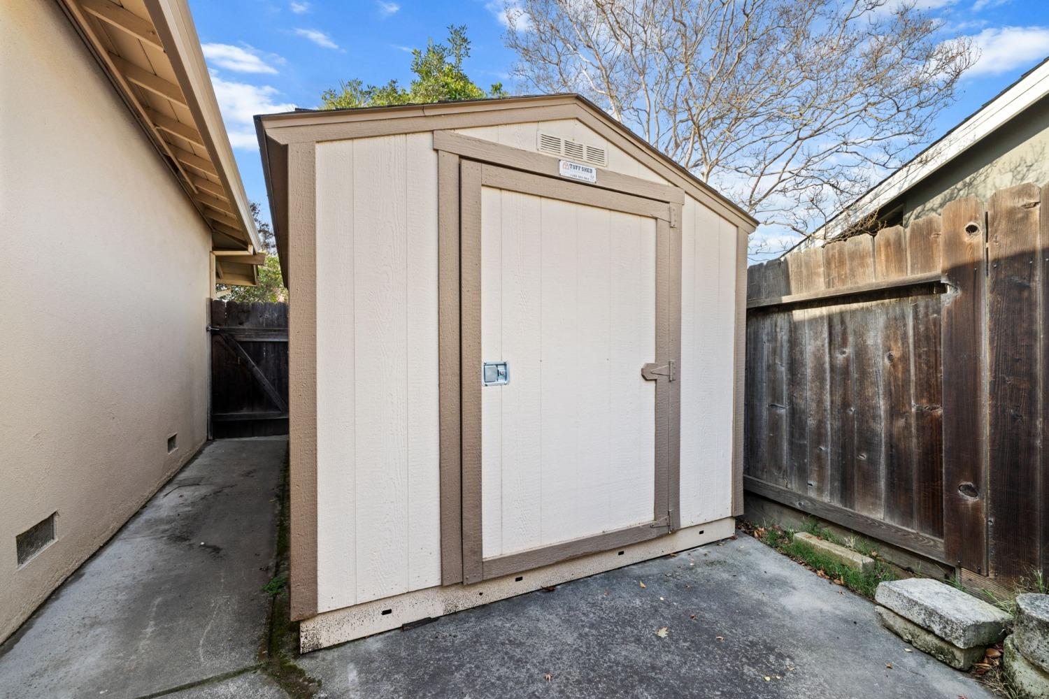 Detail Gallery Image 68 of 75 For 2639 Bridgeport Way, Sacramento,  CA 95826 - 4 Beds | 3/1 Baths