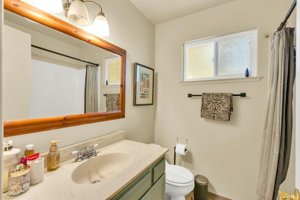 Detail Gallery Image 32 of 46 For 9652 Linda Rio Dr, Sacramento,  CA 95827 - 4 Beds | 2/1 Baths