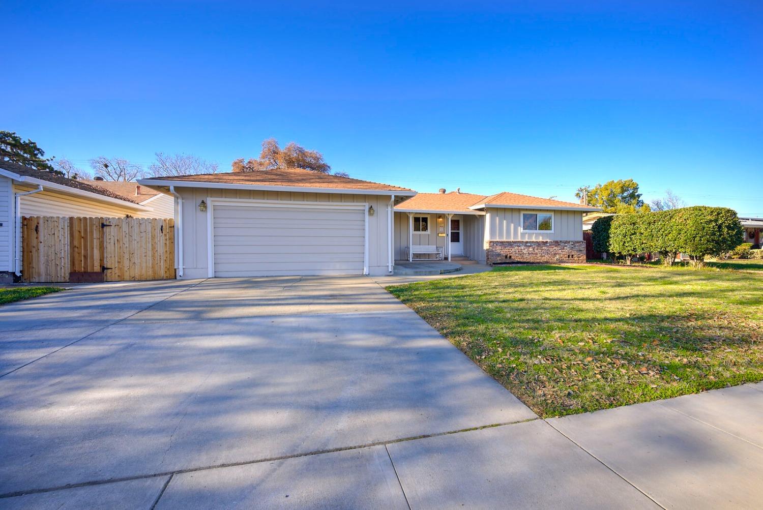 Detail Gallery Image 35 of 38 For 10541 Malvasia Dr, Rancho Cordova,  CA 95670 - 3 Beds | 2 Baths