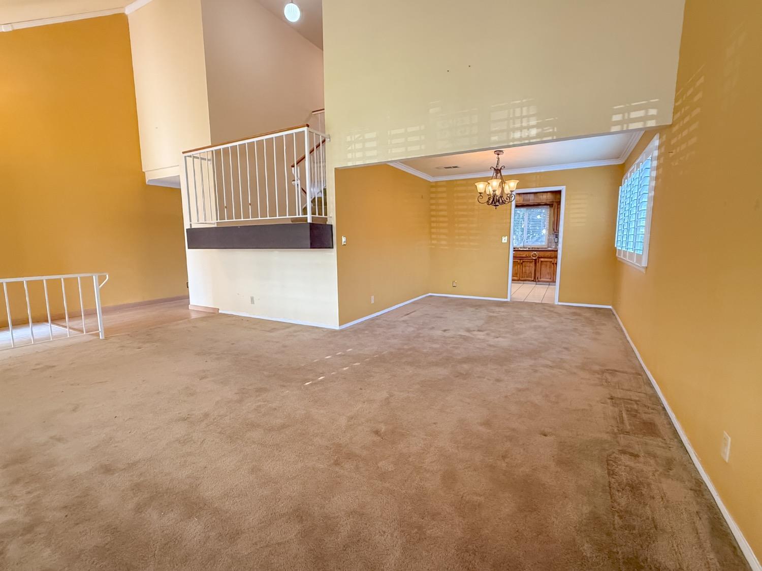 Detail Gallery Image 8 of 48 For 2617 Angel Dr, Stockton,  CA 95209 - 4 Beds | 2/1 Baths