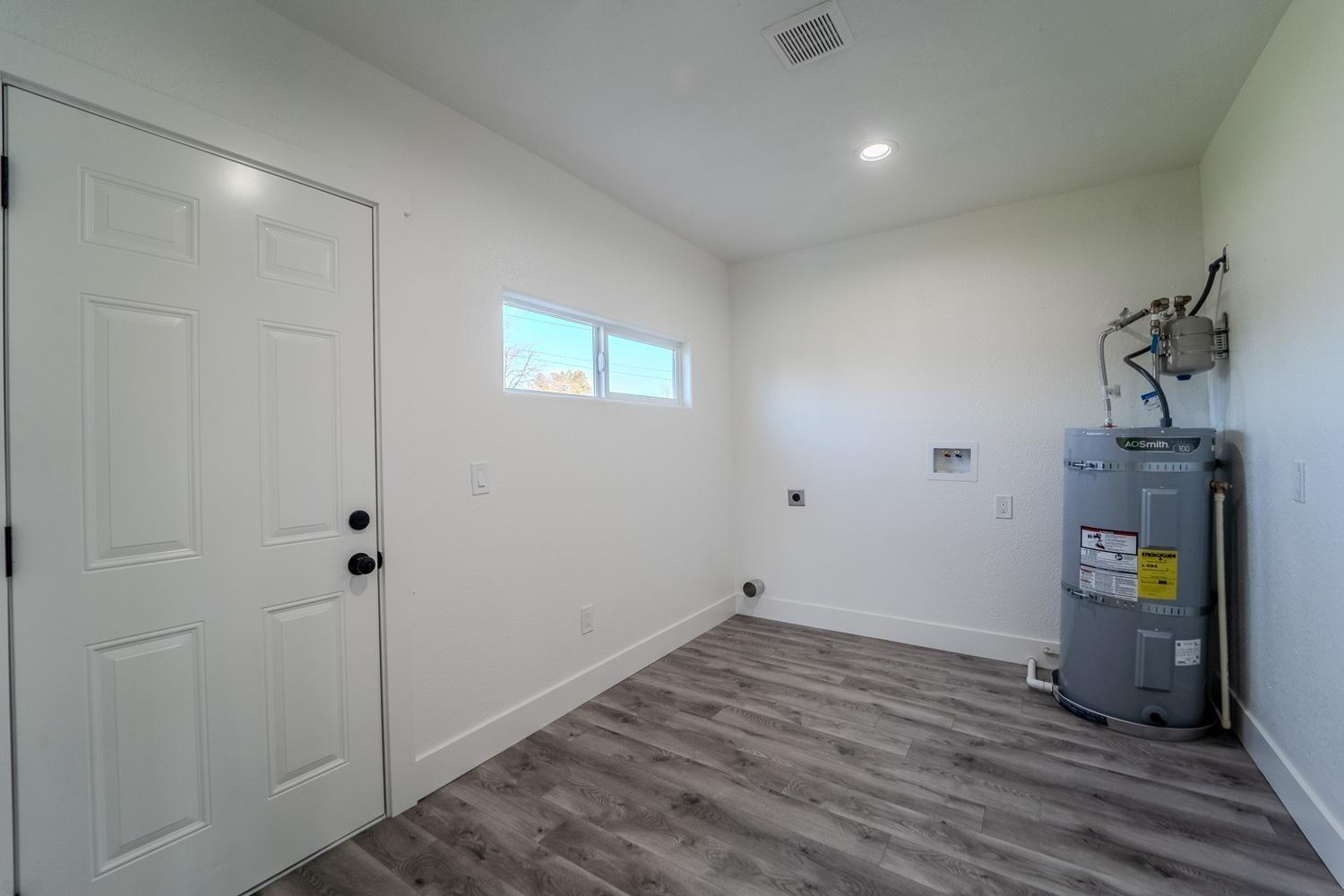 Detail Gallery Image 11 of 21 For 2418 a St, Oroville,  CA 95966 - 2 Beds | 1 Baths