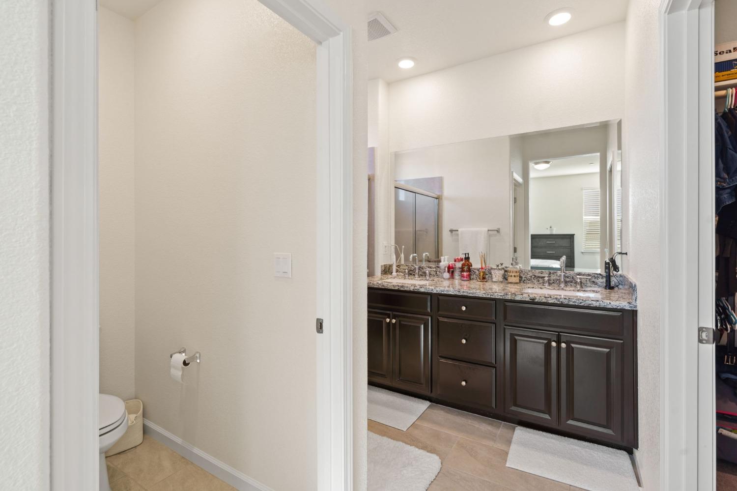 Detail Gallery Image 20 of 36 For 6216 Campus Pkwy, Roseville,  CA 95747 - 3 Beds | 2/1 Baths