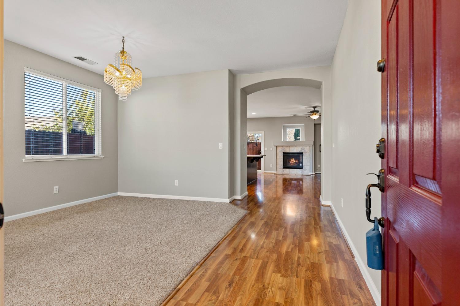 Detail Gallery Image 5 of 33 For 1544 Grace Ct, Tracy,  CA 95377 - 4 Beds | 2 Baths