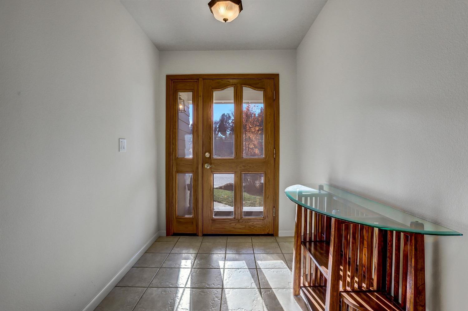 Detail Gallery Image 2 of 48 For 241 Horizon Cir, Grass Valley,  CA 95945 - 3 Beds | 2 Baths