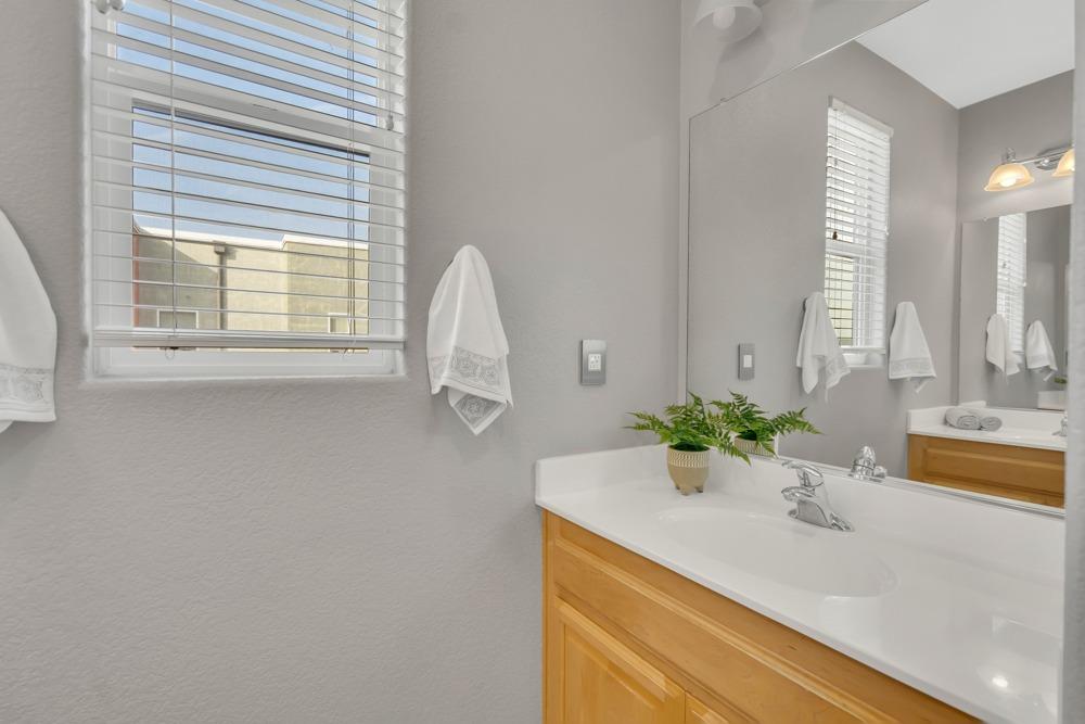 Detail Gallery Image 23 of 32 For 10884 Nederland Way, Rancho Cordova,  CA 95670 - 2 Beds | 2/1 Baths