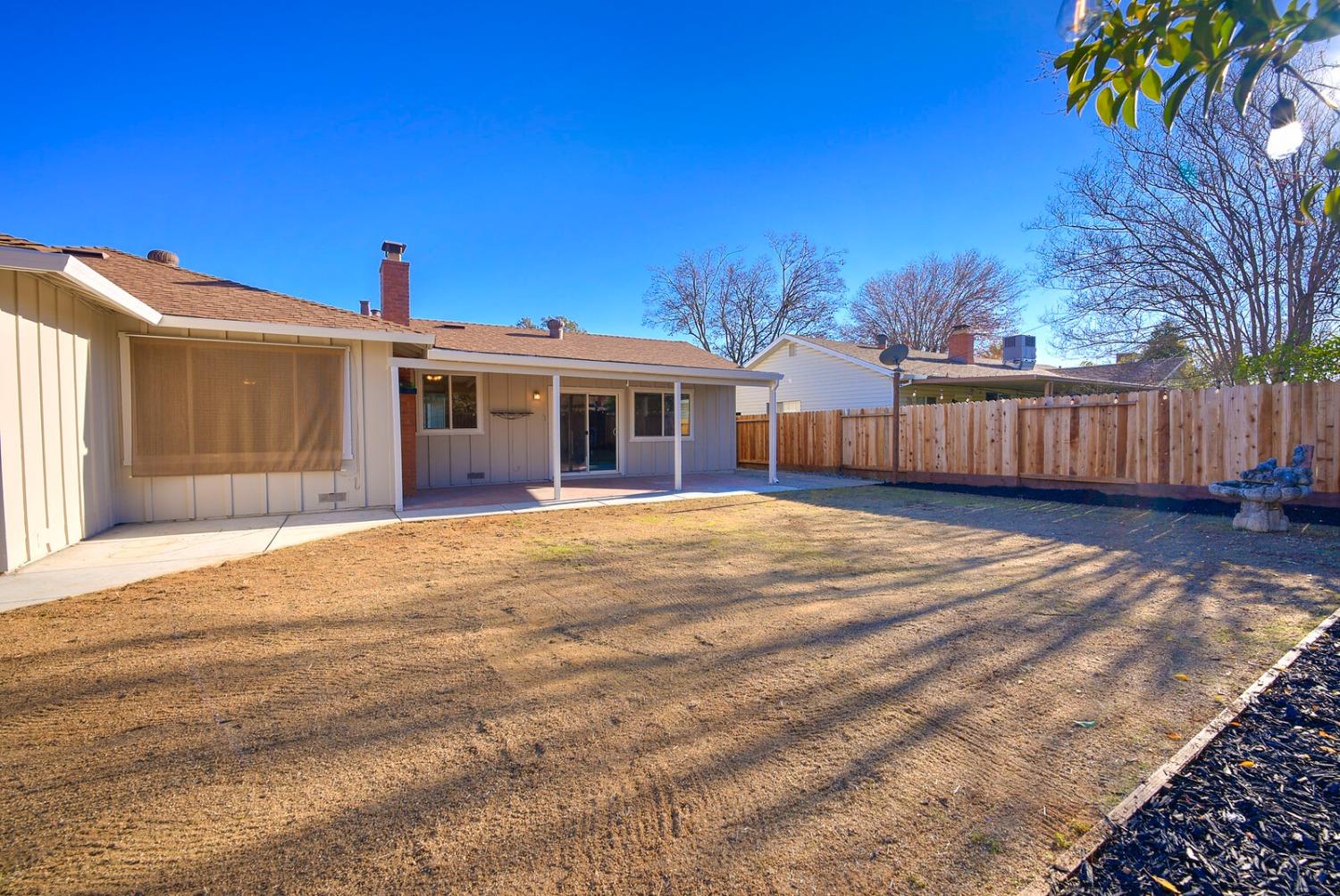 Detail Gallery Image 33 of 38 For 10541 Malvasia Dr, Rancho Cordova,  CA 95670 - 3 Beds | 2 Baths