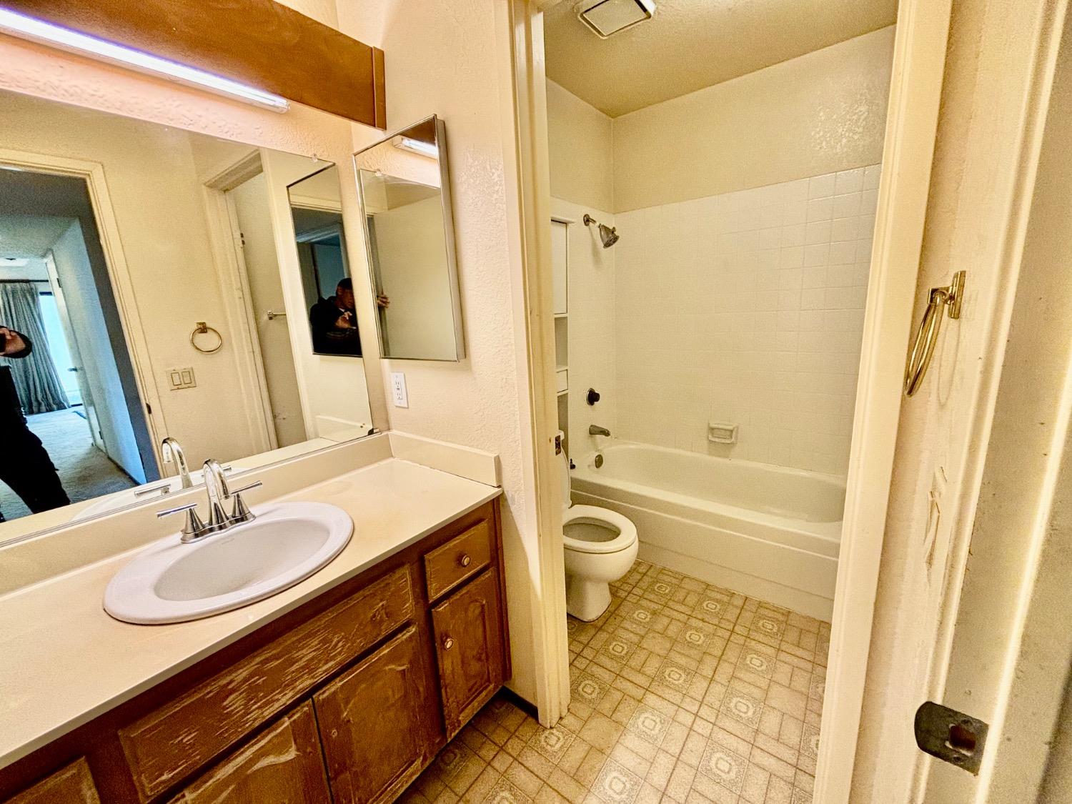 Detail Gallery Image 31 of 42 For 489 Cool Wind Way, Sacramento,  CA 95831 - 3 Beds | 2 Baths