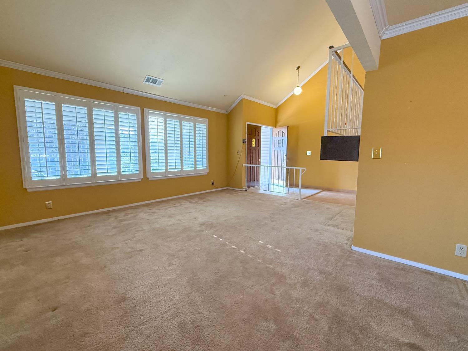 Detail Gallery Image 3 of 48 For 2617 Angel Dr, Stockton,  CA 95209 - 4 Beds | 2/1 Baths