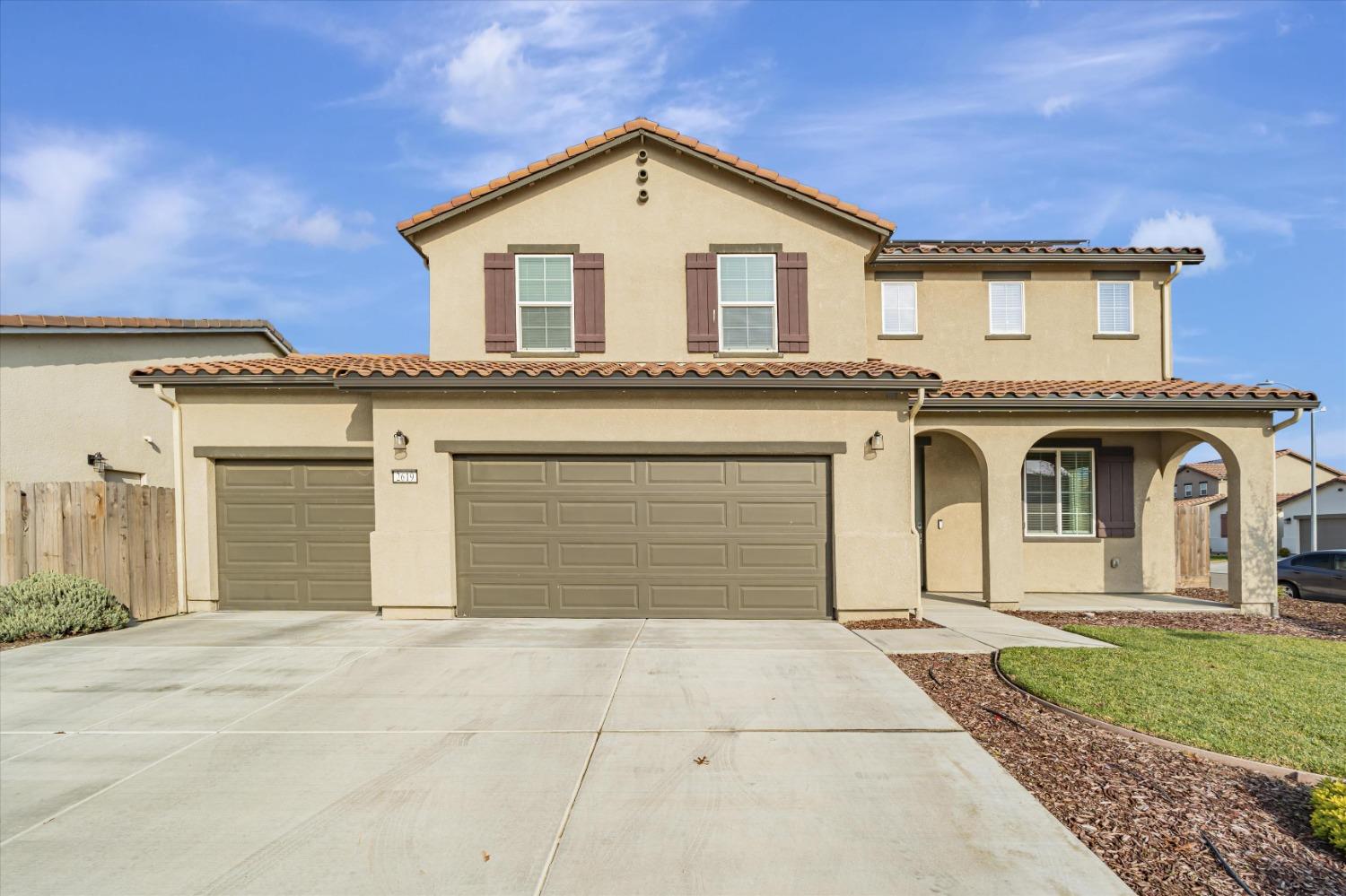 Detail Gallery Image 1 of 62 For 2619 Diablo View Dr, Manteca,  CA 95337 - 4 Beds | 2/1 Baths