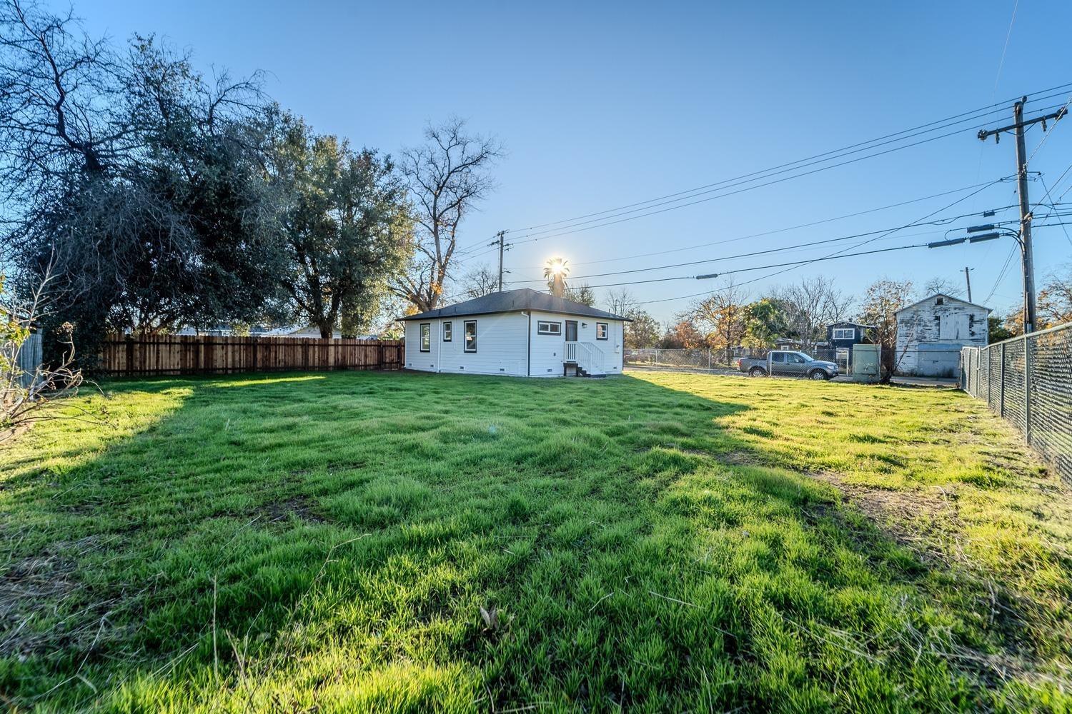 Detail Gallery Image 15 of 21 For 2418 a St, Oroville,  CA 95966 - 2 Beds | 1 Baths