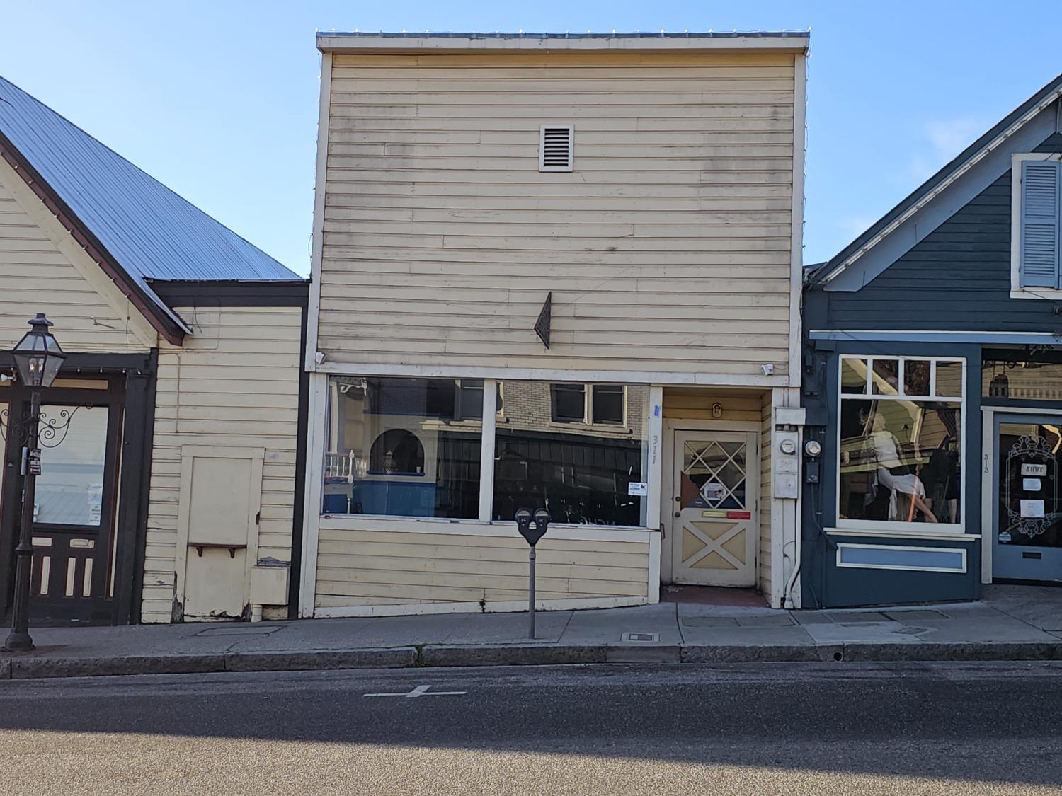 Detail Gallery Image 1 of 15 For 311 Broad St, Nevada City,  CA 95959 - – Beds | – Baths