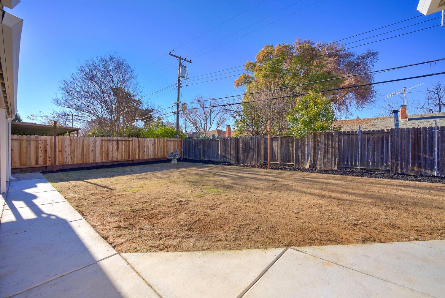 Detail Gallery Image 30 of 38 For 10541 Malvasia Dr, Rancho Cordova,  CA 95670 - 3 Beds | 2 Baths