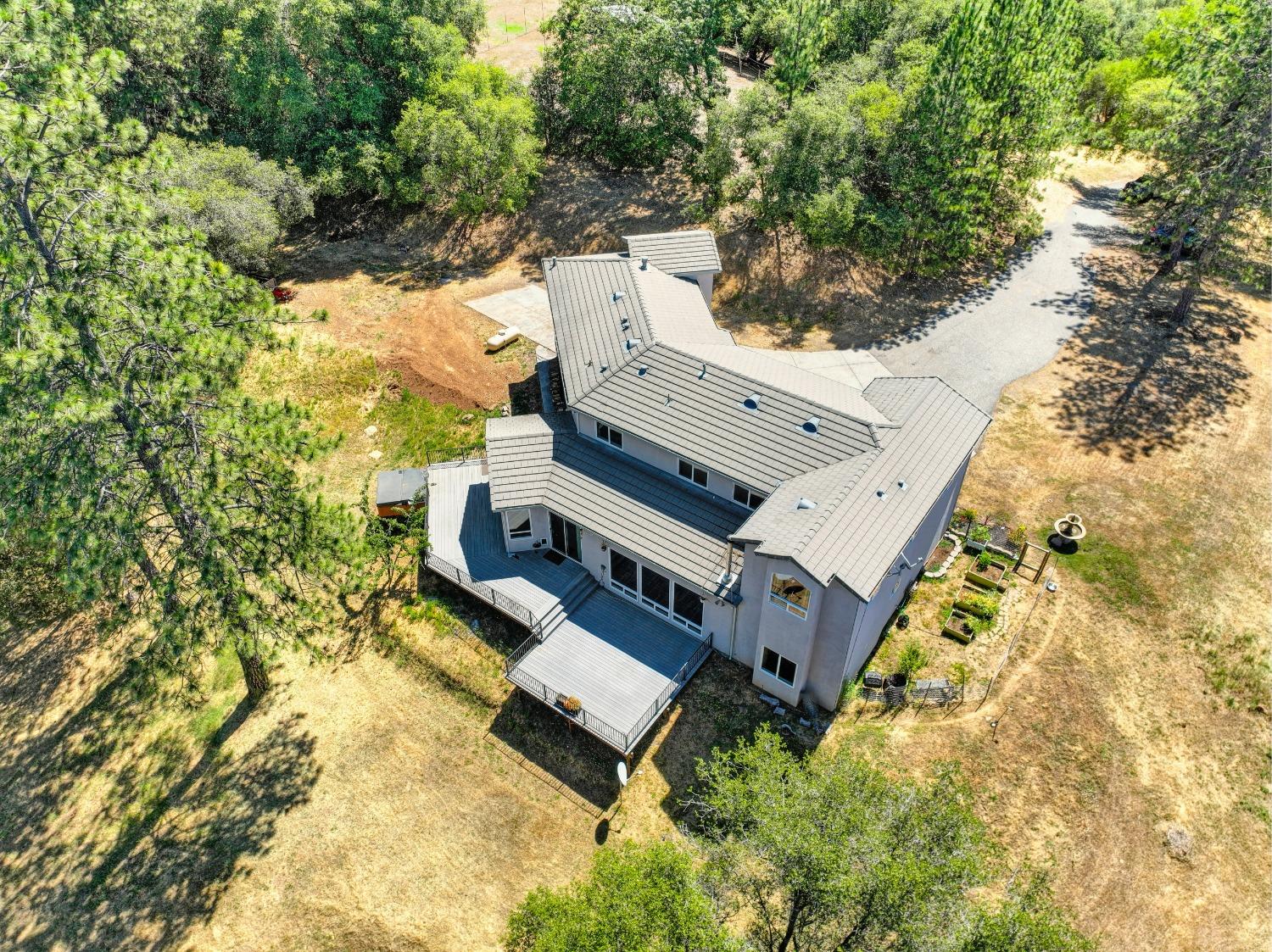 Detail Gallery Image 50 of 50 For 4350 Meadowview Acres Rd, Cool,  CA 95614 - 4 Beds | 3/1 Baths