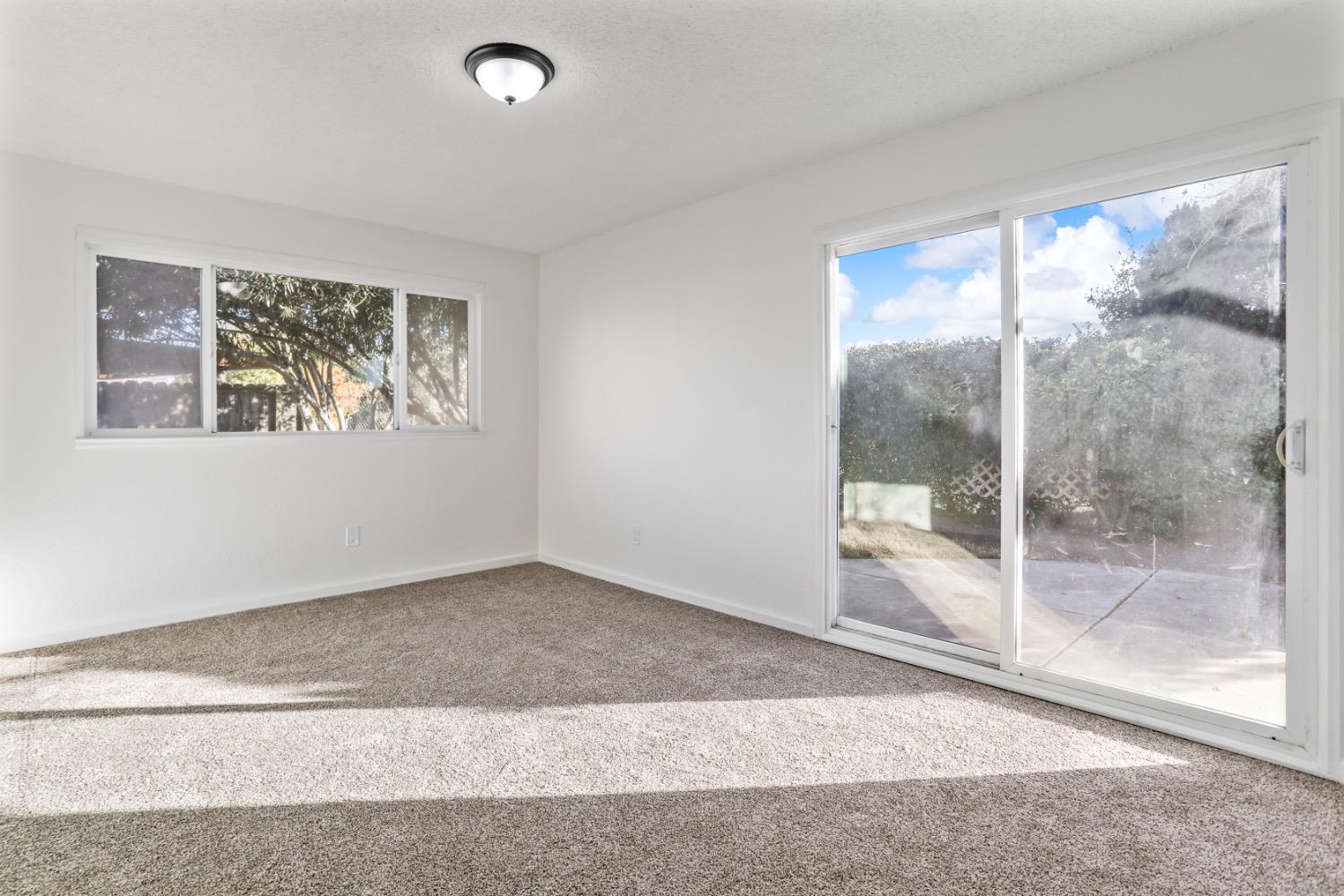 Detail Gallery Image 21 of 29 For 340 O St, Lathrop,  CA 95330 - 3 Beds | 2 Baths