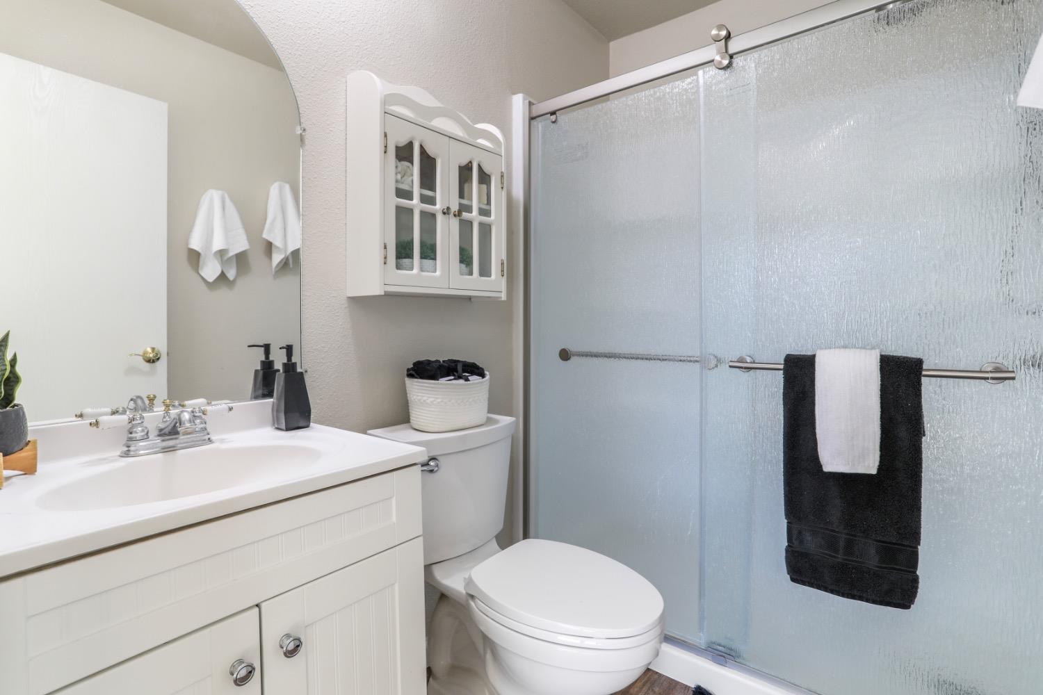 Detail Gallery Image 23 of 29 For 340 O St, Lathrop,  CA 95330 - 3 Beds | 2 Baths