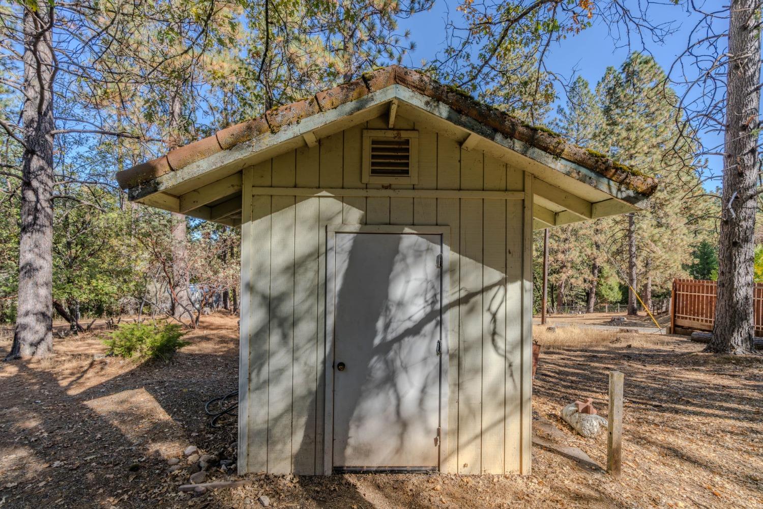 Detail Gallery Image 62 of 70 For 1515 Cathey Ln, Mokelumne Hill,  CA 95245 - 3 Beds | 2 Baths