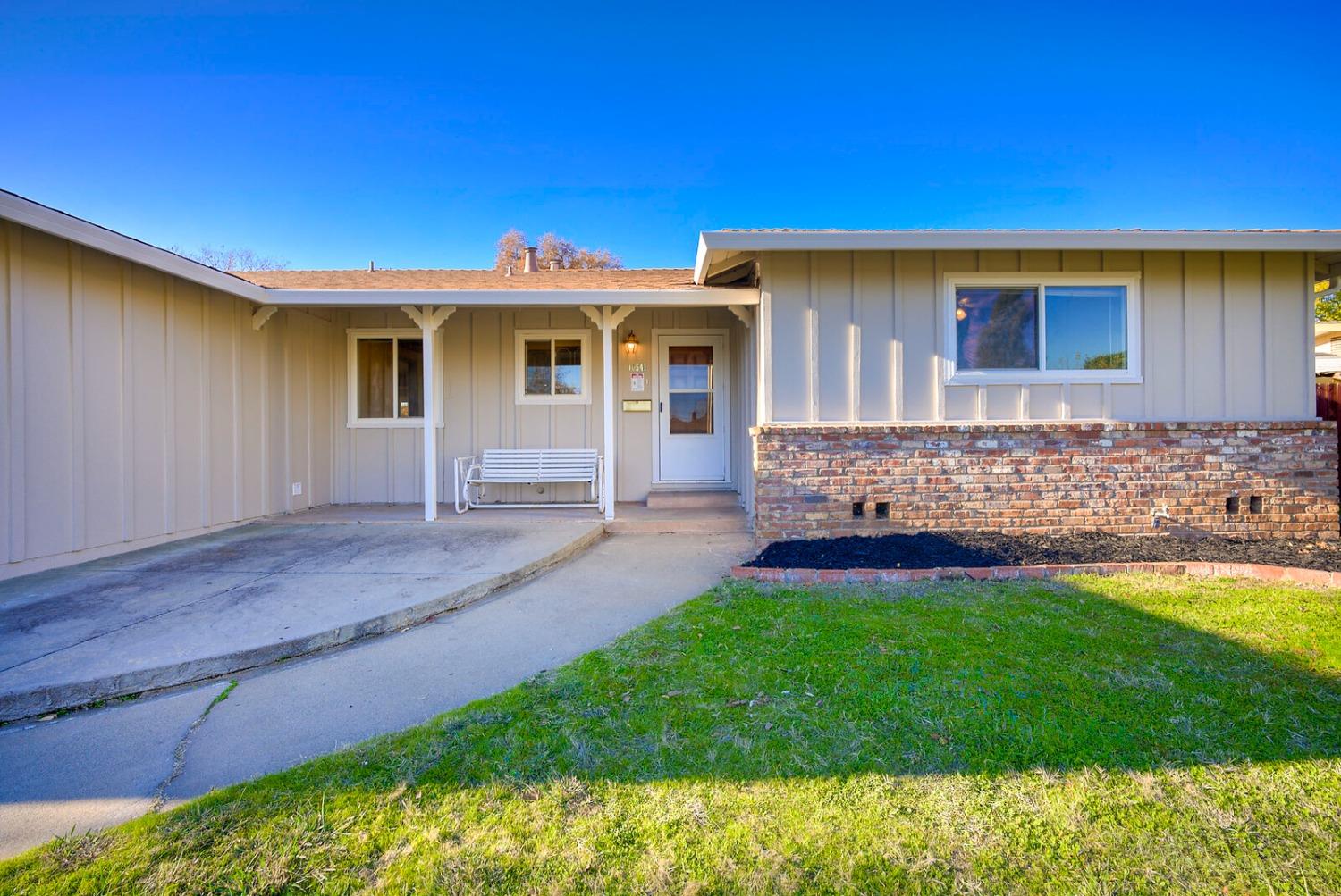 Detail Gallery Image 37 of 38 For 10541 Malvasia Dr, Rancho Cordova,  CA 95670 - 3 Beds | 2 Baths