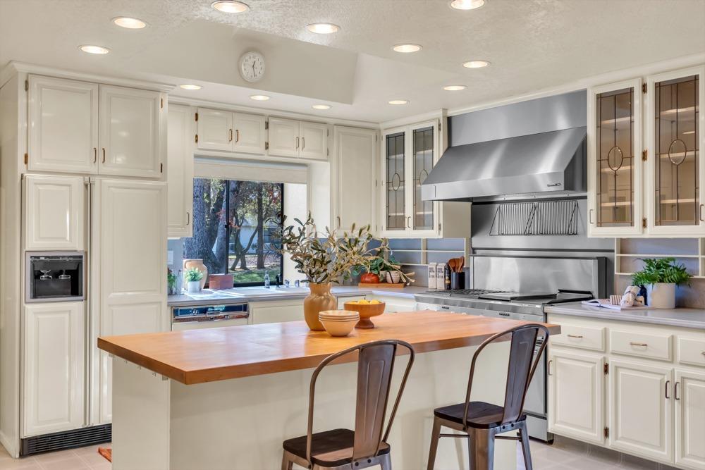 Royal Park Drive, Cameron Park, California image 12