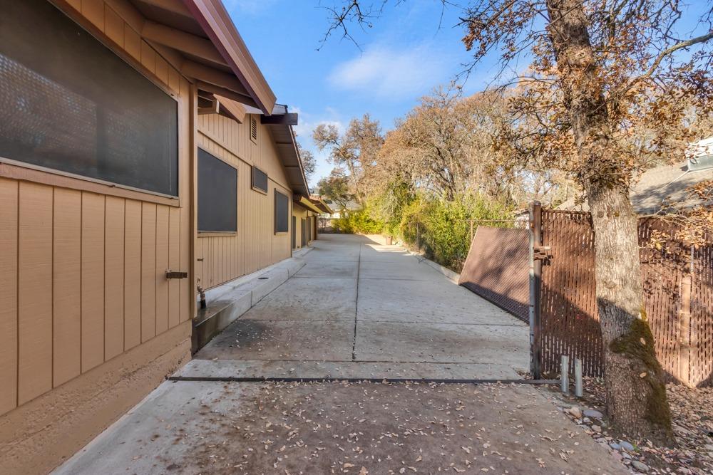 Royal Park Drive, Cameron Park, California image 50
