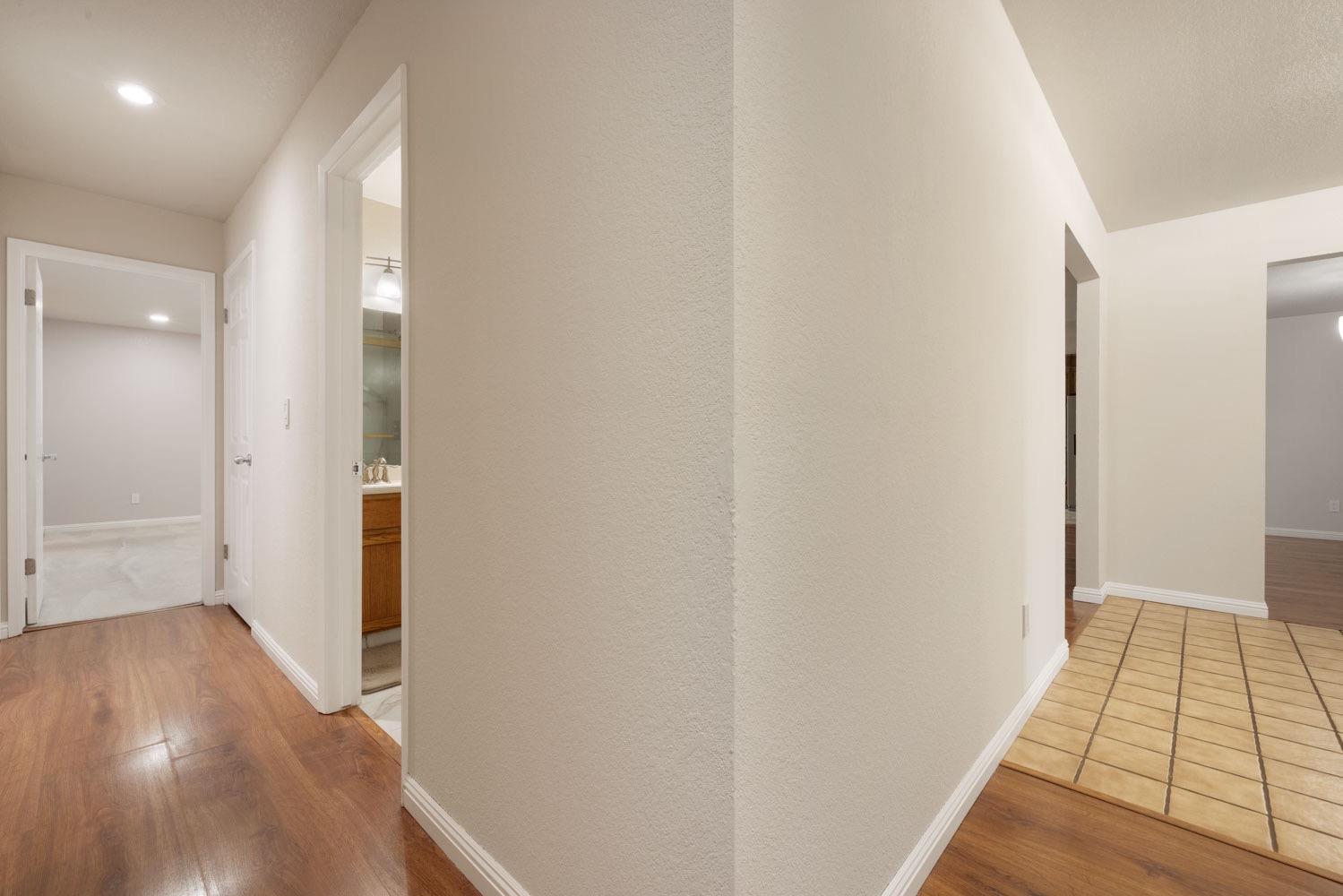 Detail Gallery Image 21 of 38 For 3805 Spring Oak, Modesto,  CA 95355 - 3 Beds | 2 Baths