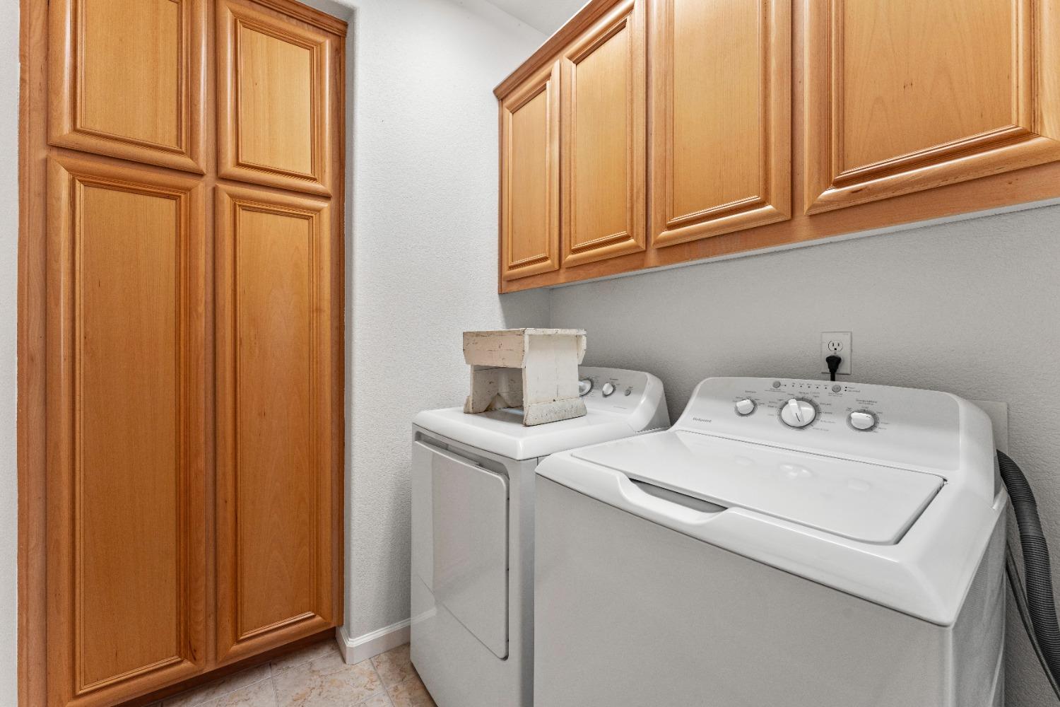 Detail Gallery Image 23 of 34 For 1001 Cabris Ln, Roseville,  CA 95747 - 2 Beds | 2 Baths