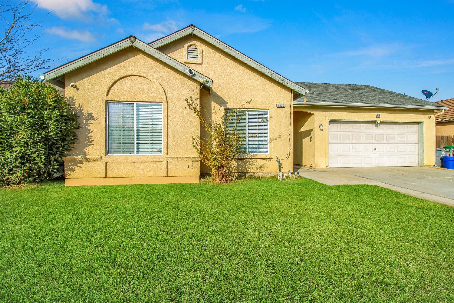 Detail Gallery Image 1 of 1 For 1430 Quail St, Los Banos,  CA 93635 - 3 Beds | 2 Baths