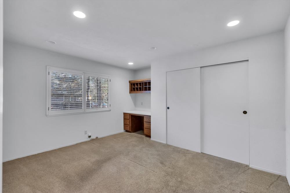 Royal Park Drive, Cameron Park, California image 34