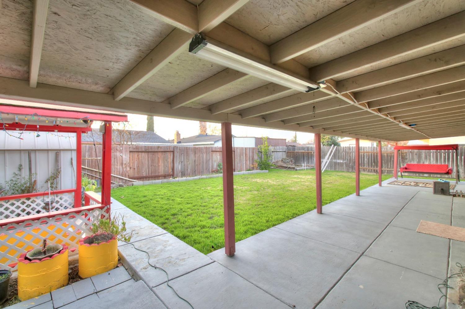 Detail Gallery Image 29 of 33 For 30 Kennelford Cir, Sacramento,  CA 95823 - 3 Beds | 2 Baths