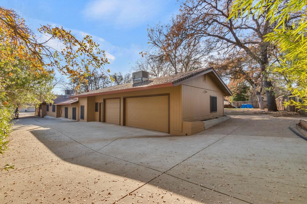 Royal Park Drive, Cameron Park, California image 49