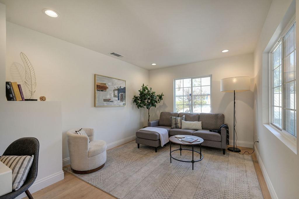 Detail Gallery Image 23 of 32 For 5041 Alcott Dr, Sacramento,  CA 95820 - 3 Beds | 1 Baths