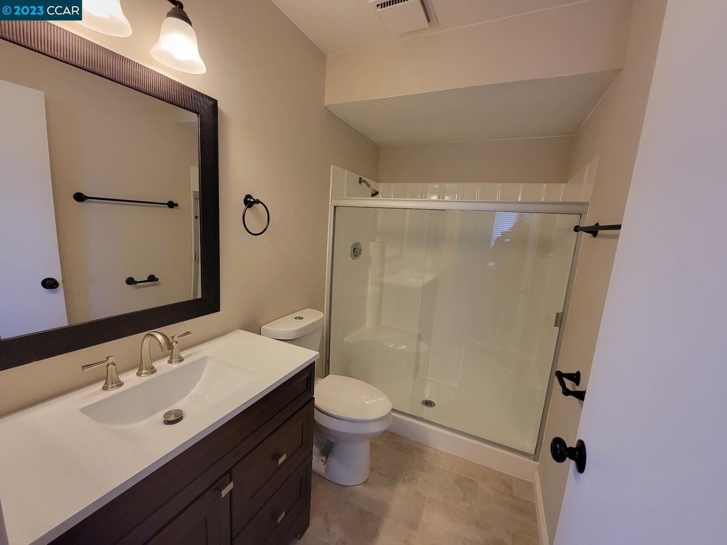 Detail Gallery Image 9 of 13 For 5 Madrid Pl, Antioch,  CA 94509 - 3 Beds | 2/1 Baths