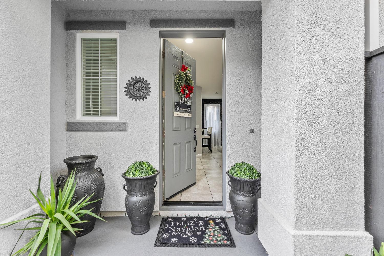 Detail Gallery Image 10 of 48 For 730 Candela Cir, Sacramento,  CA 95835 - 3 Beds | 2/1 Baths