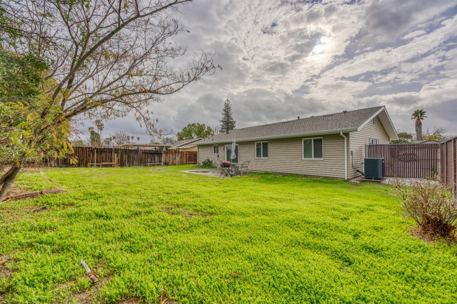 Detail Gallery Image 29 of 34 For 3730 Wrigley Cir, North Highlands,  CA 95660 - 3 Beds | 2 Baths