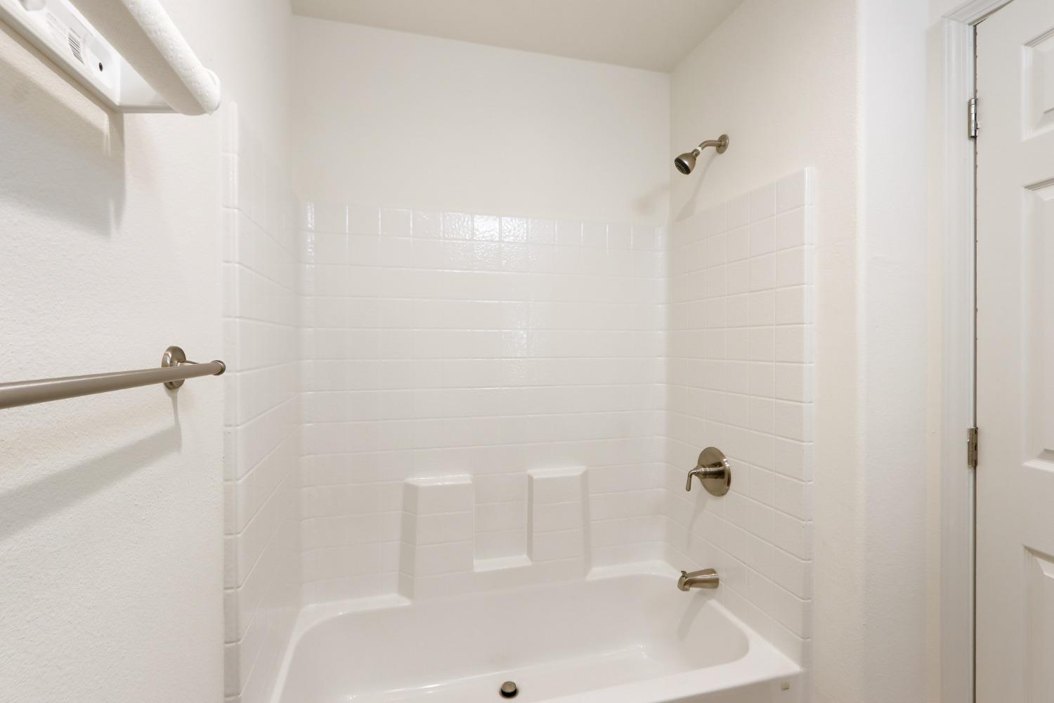 Detail Gallery Image 29 of 37 For 4695 Pacific St 14, Rocklin,  CA 95677 - 2 Beds | 2 Baths