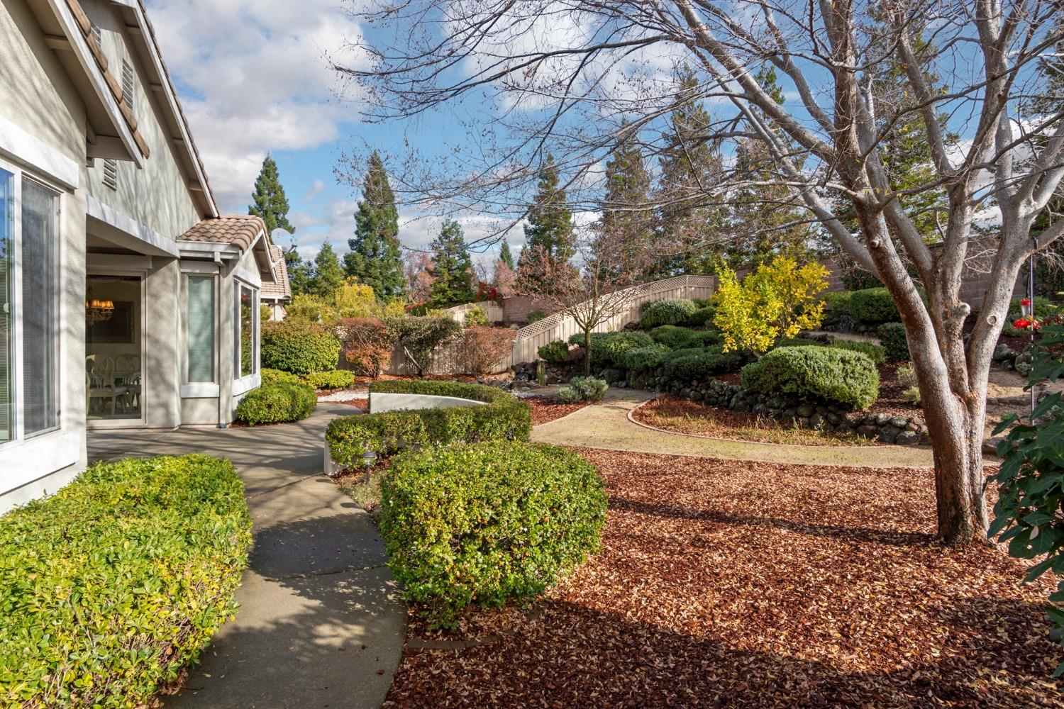 Detail Gallery Image 11 of 49 For 2123 Stonecrest Lndg, Lincoln,  CA 95648 - 2 Beds | 2 Baths