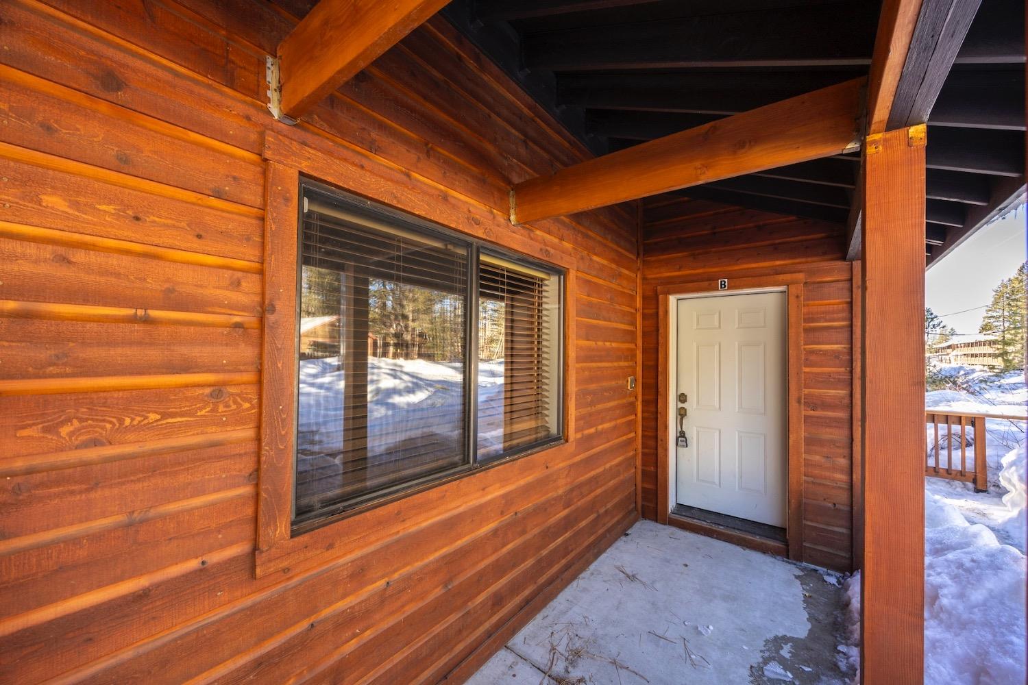 Detail Gallery Image 23 of 56 For 21907 Donner Pass Rd, Soda Springs,  CA 95728 - 3 Beds | 3 Baths