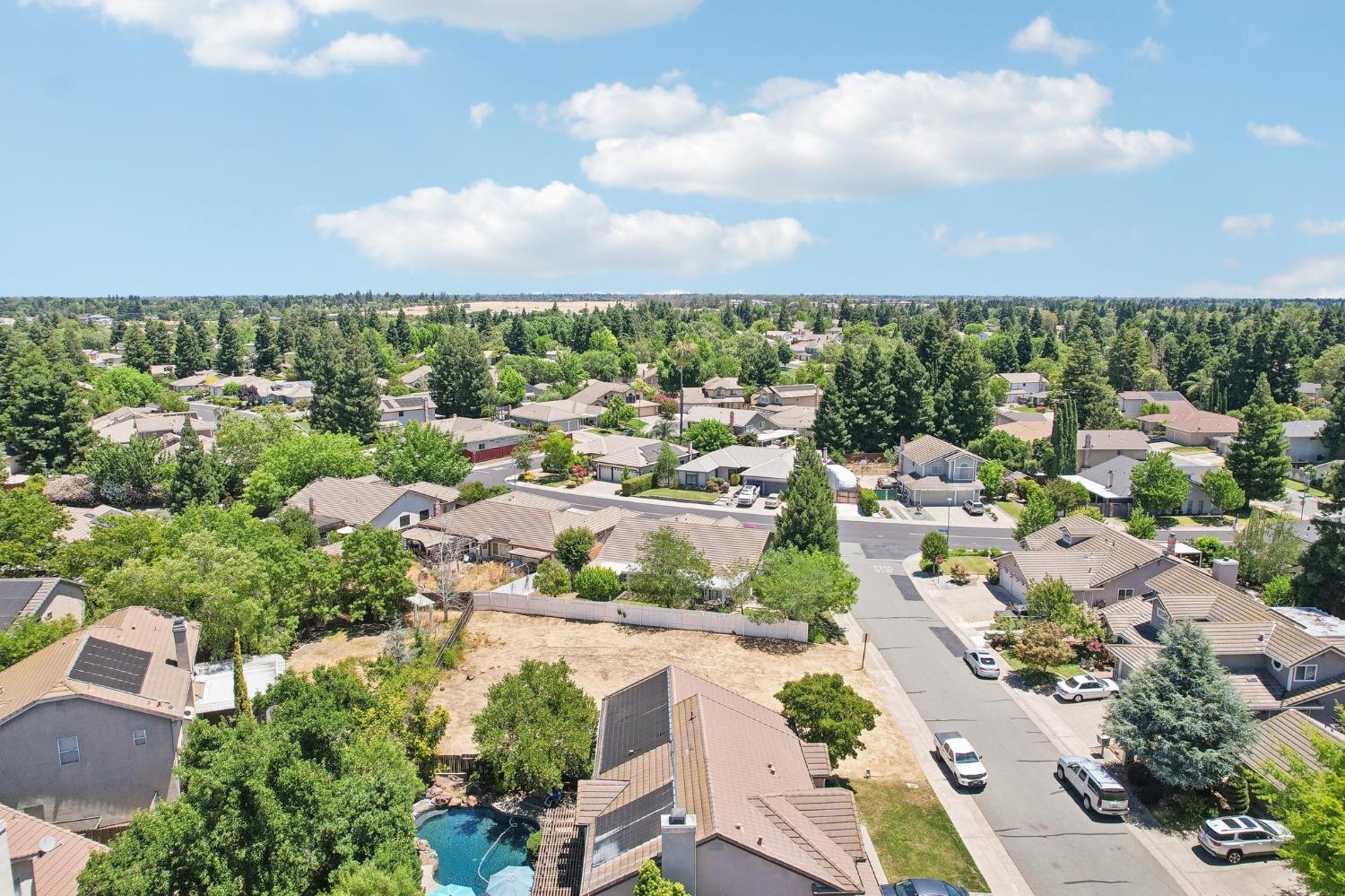 Allister Way, Elk Grove, California image 8