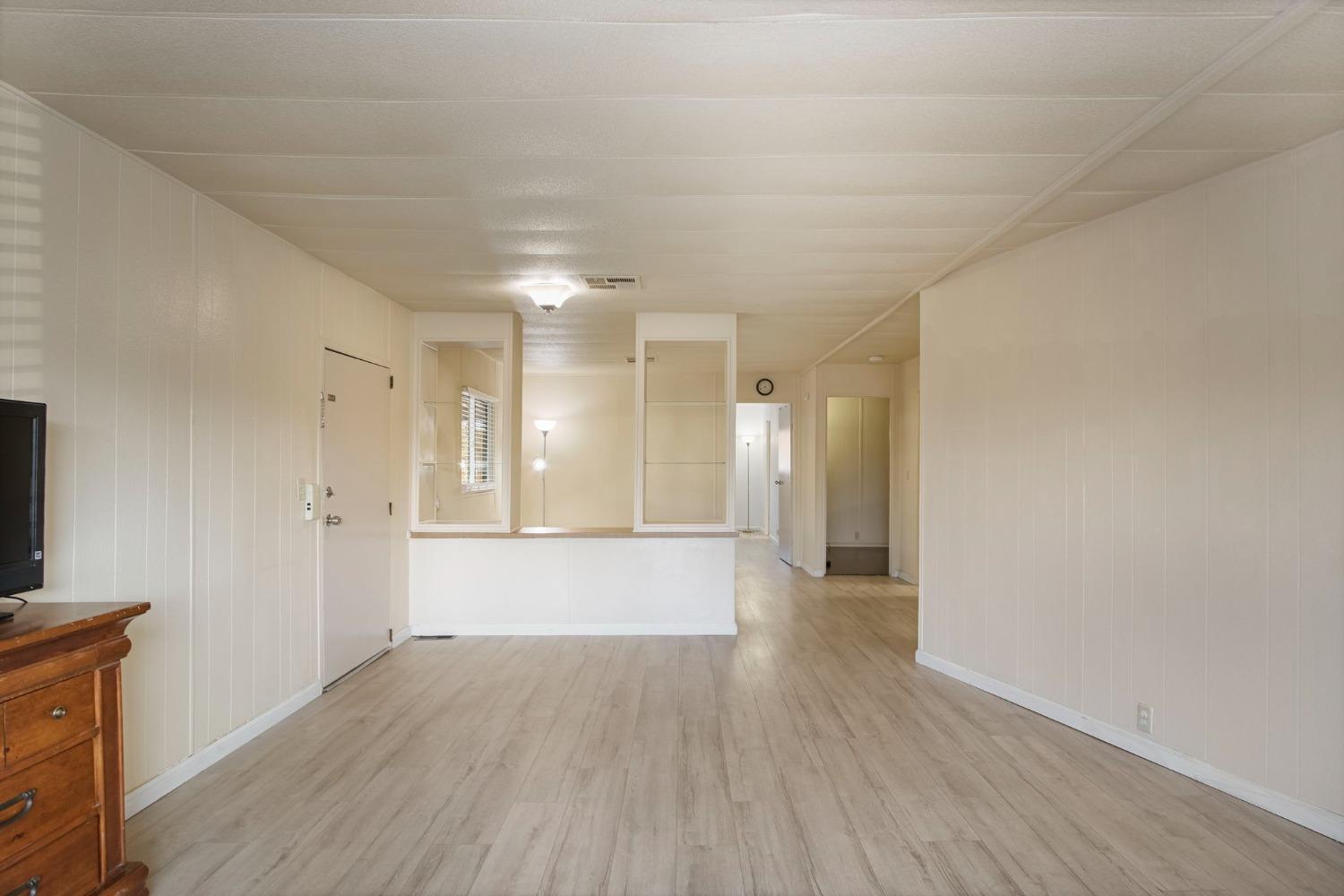 Detail Gallery Image 12 of 28 For 3908 Moana Way, Modesto,  CA 95355 - 2 Beds | 2 Baths