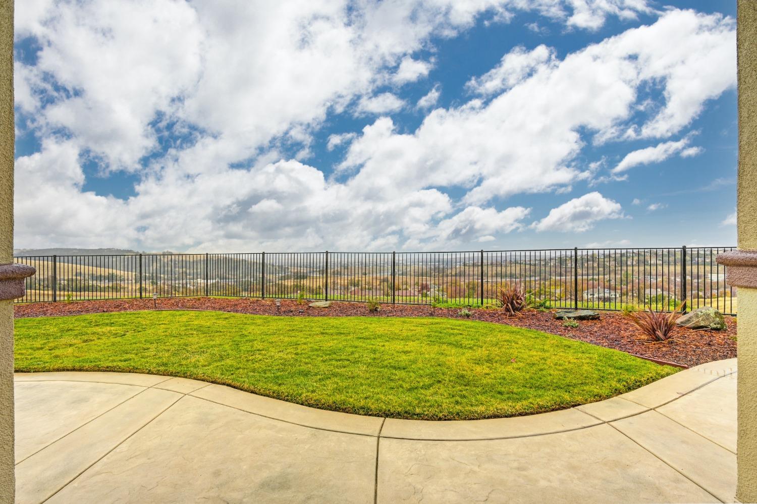 Detail Gallery Image 79 of 99 For 106 Novarra Ct, El Dorado Hills,  CA 95762 - 4 Beds | 5/1 Baths