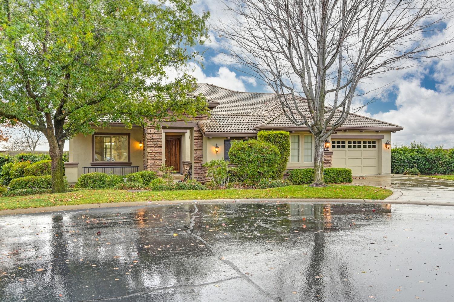 Detail Gallery Image 2 of 99 For 106 Novarra Ct, El Dorado Hills,  CA 95762 - 4 Beds | 5/1 Baths