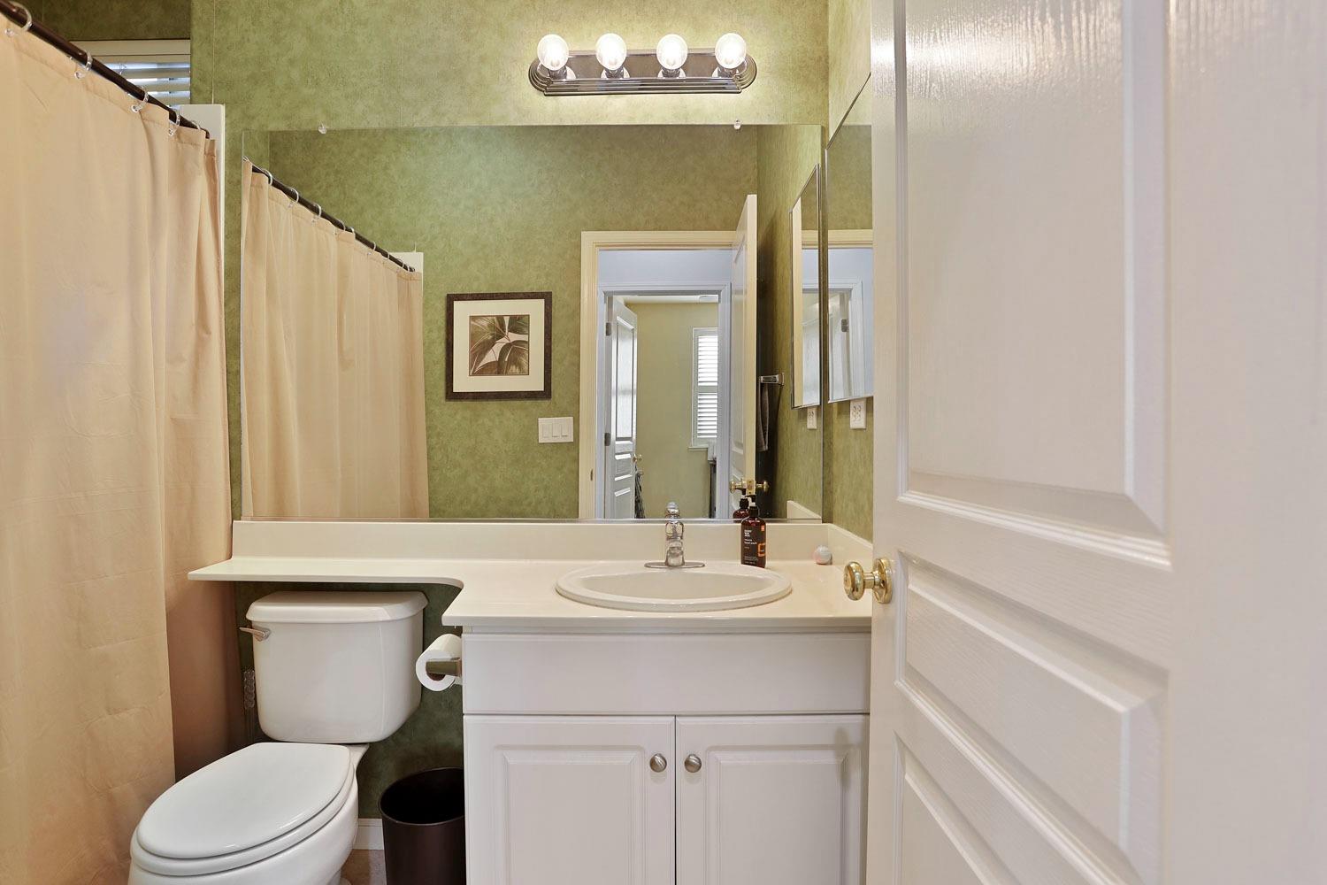 Detail Gallery Image 30 of 38 For 2402 Jessica Cir, Escalon,  CA 95320 - 3 Beds | 2 Baths