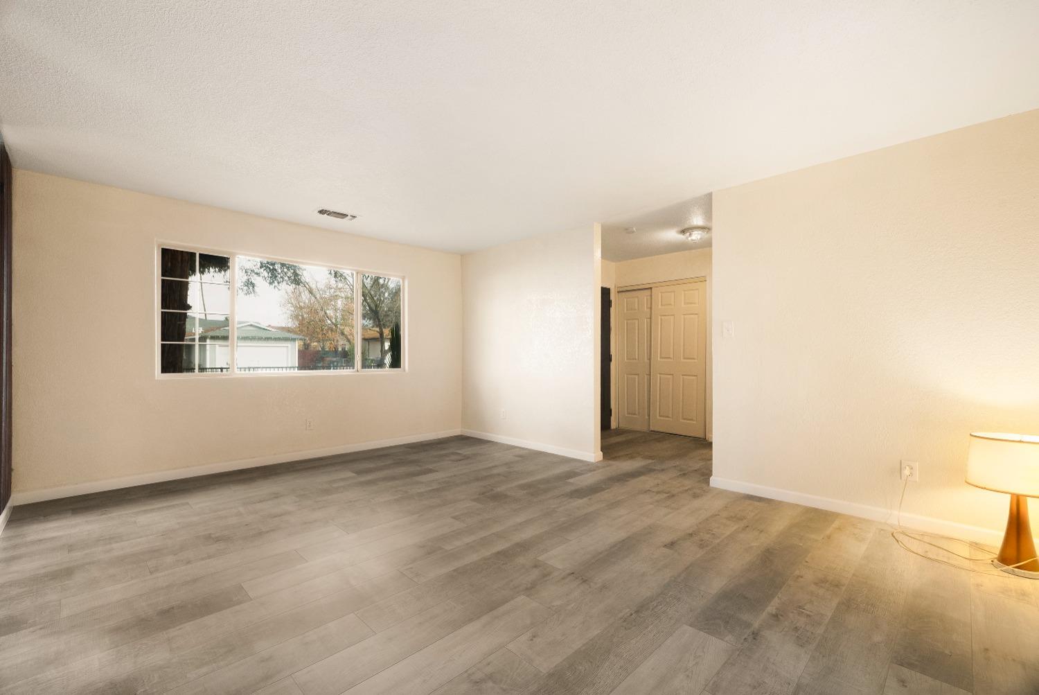 Detail Gallery Image 17 of 62 For 148 Loveland Way, Sacramento,  CA 95838 - 4 Beds | 2/1 Baths