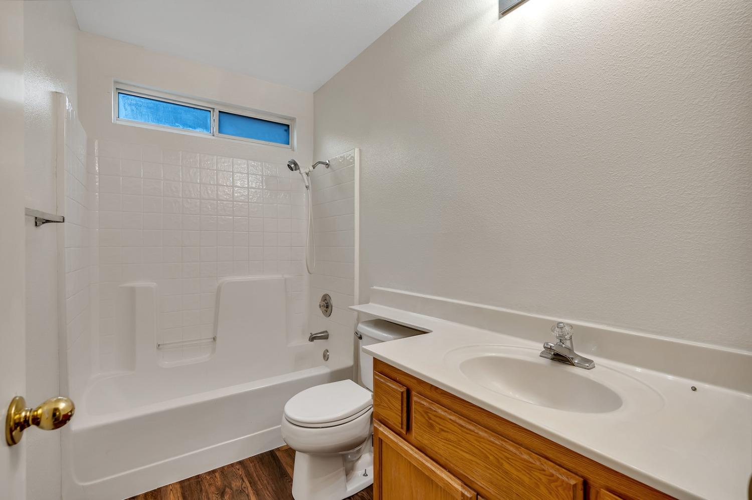 Detail Gallery Image 19 of 36 For 3920 El Portal Pl, Modesto,  CA 95357 - 3 Beds | 2 Baths