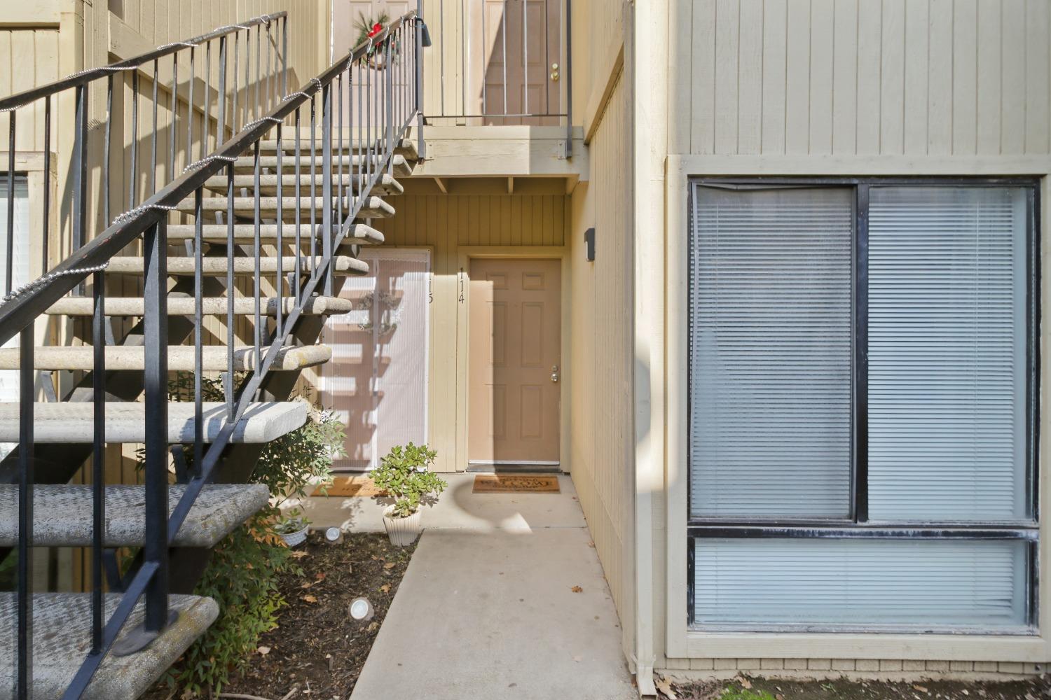 Detail Gallery Image 6 of 30 For 3939 Madison Ave #114,  North Highlands,  CA 95660 - 2 Beds | 2 Baths