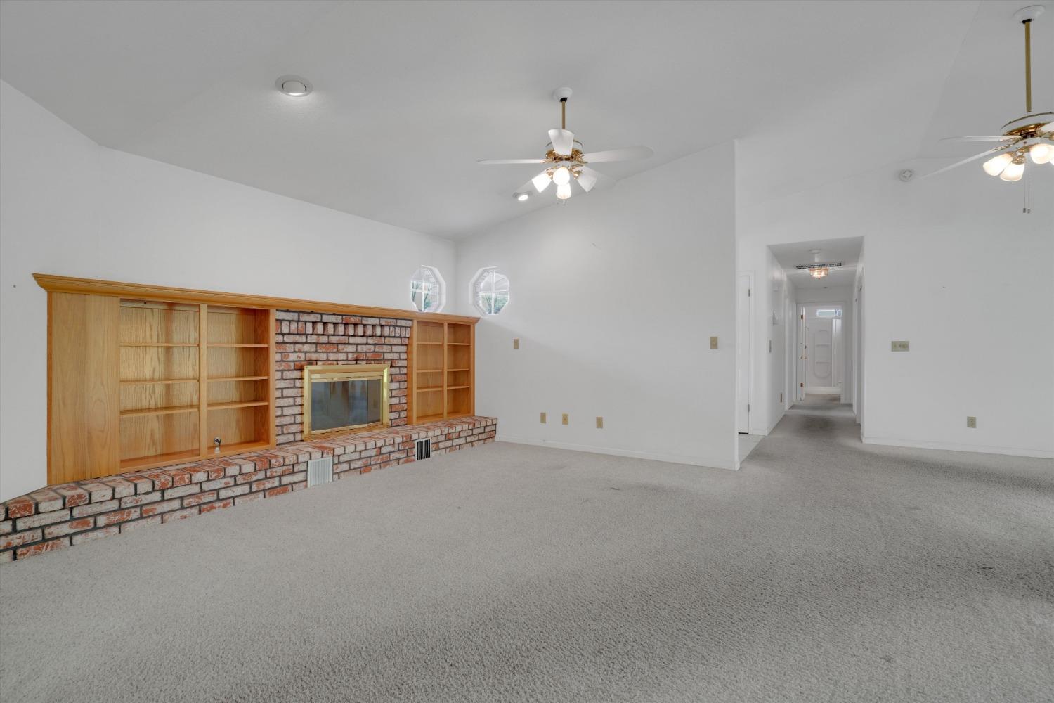 Detail Gallery Image 12 of 34 For 1700 Palmer Dr, Turlock,  CA 95382 - 3 Beds | 2 Baths