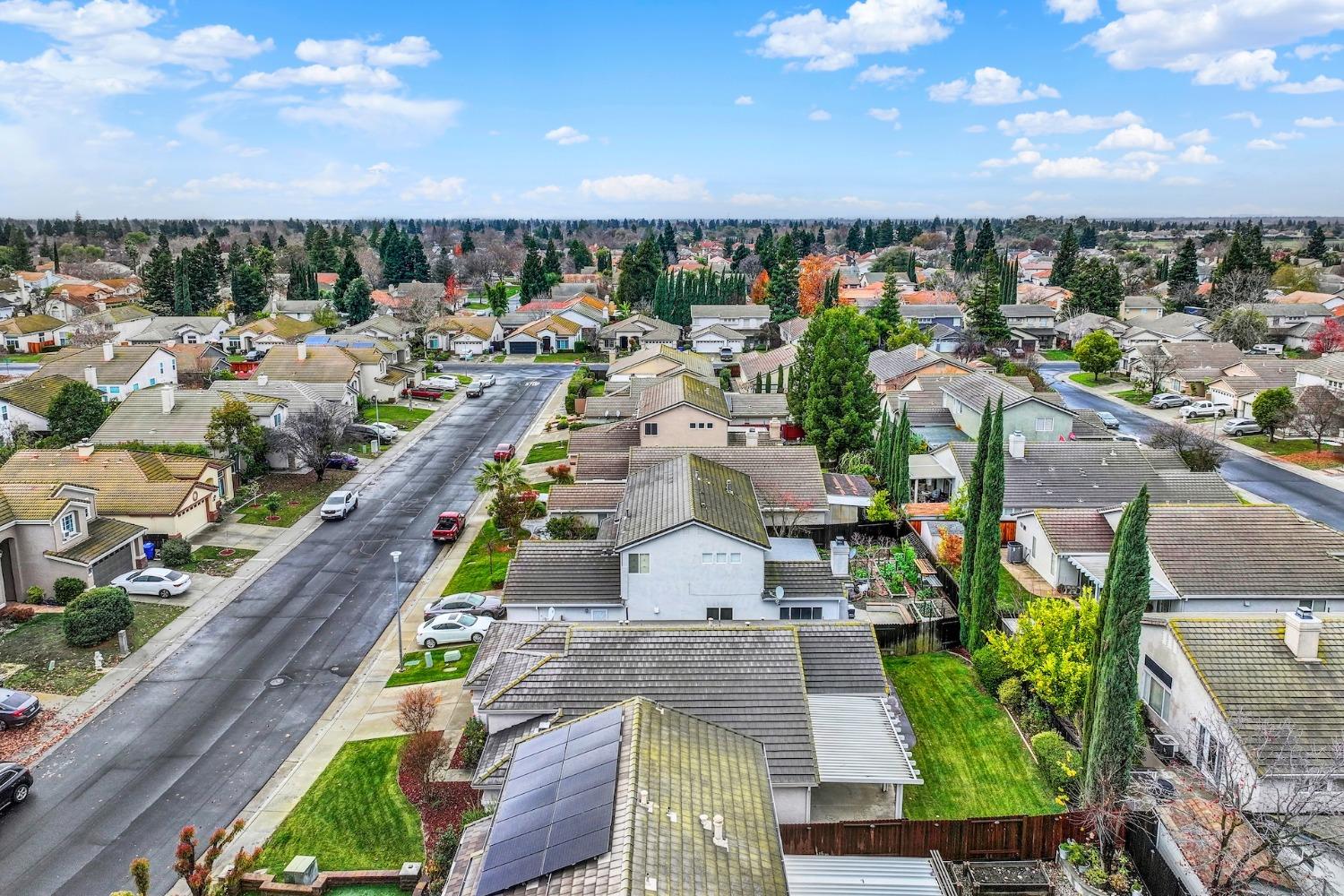 Detail Gallery Image 37 of 46 For 8795 Monterey Oaks Dr, Elk Grove,  CA 95758 - 4 Beds | 2 Baths