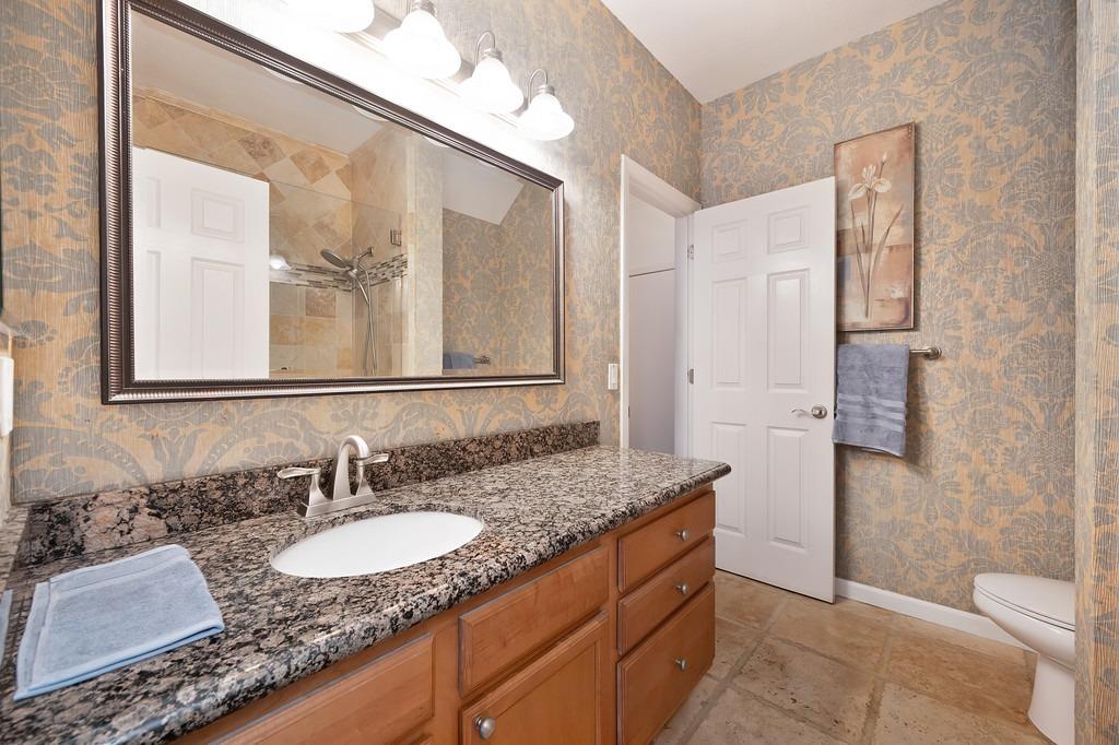 Detail Gallery Image 10 of 55 For 885 Halidon Way #212,  Folsom,  CA 95630 - 3 Beds | 2 Baths