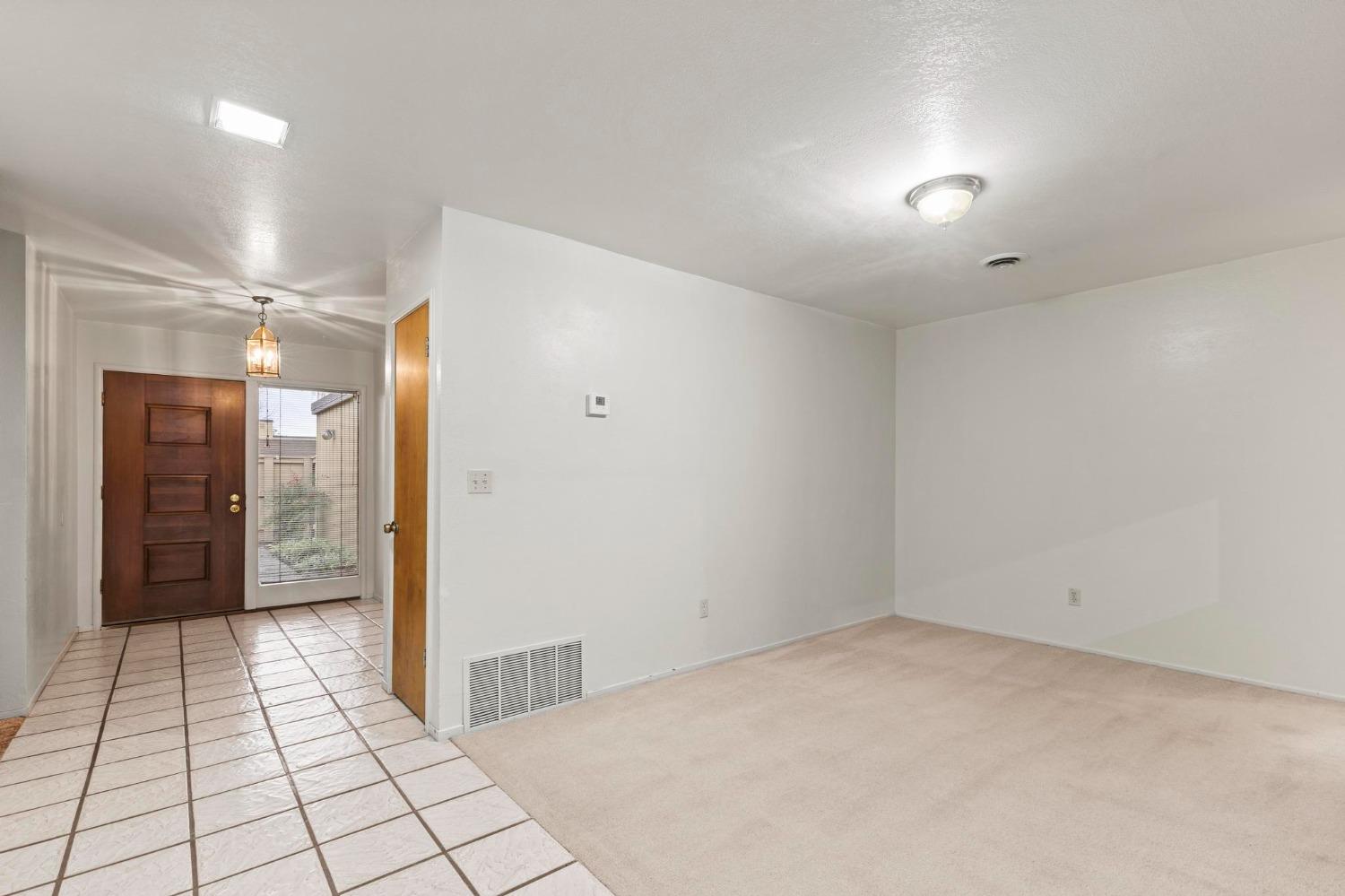 Detail Gallery Image 11 of 28 For 1338 Hunn Rd #24,  Yuba City,  CA 95993 - 3 Beds | 2 Baths